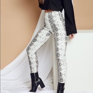 Iuna b white snake pants